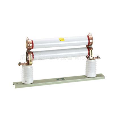RN1-3、6、10/75-200戶內(nèi)高壓限流熔斷器